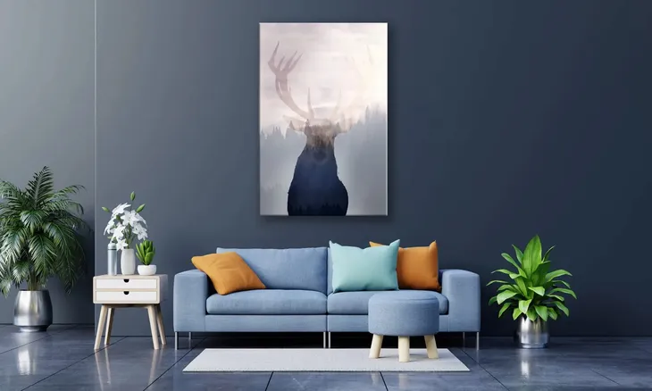 obraz-na-plotnie-047-jelen-na-tle-lasu-60x90cm-wysokosc-cm-51-60