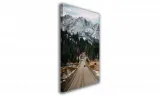 obraz-na-plotnie-116-samochod-pod-gorami-60x90cm