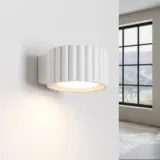 kinkiet-lampa-scienna-aura-bialy-okragly-1x-gx53-do-sypialni-sollux-salon-kolor-bialy