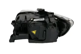 reflektor-swiatel-przednich-043257-val