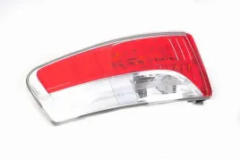 lampa-zespolonych-swiatel-tylnych-043962-val