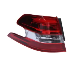 lampa-zespolonych-swiatel-tylnych-045372-val