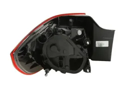 lampa-tylna-047072-val