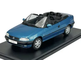 whitebox-opel-astra-f-bertone-cabrio-niebieski-1-24-nowy-metal-model-124234