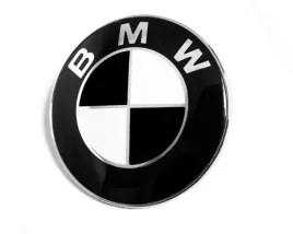 znaczek-emblemat-bmw-82mm-e32-e34-e36-e39-e46-e60-e90-e53
