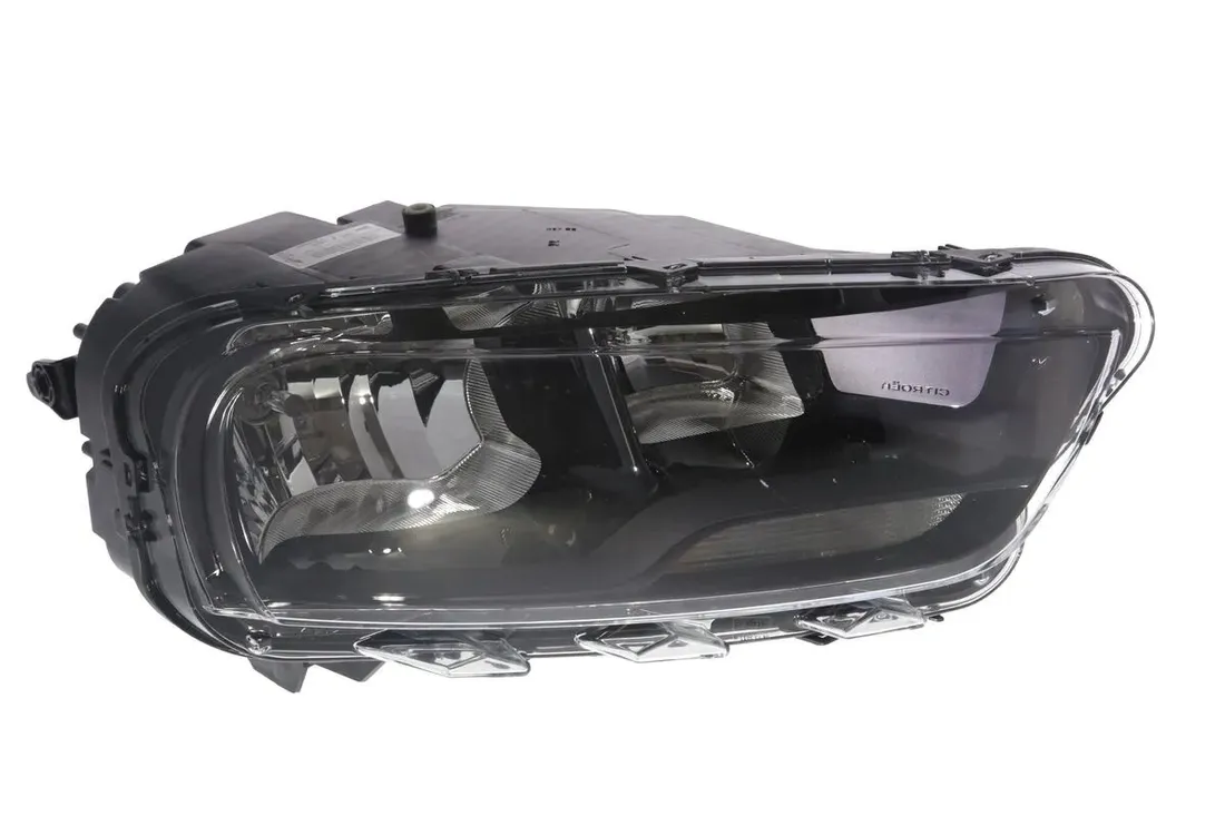 reflektor-swiatel-przednich-450559-val
