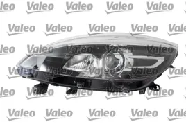 reflektor-swiatel-przednich-val044767