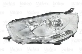 reflektor-swiatel-przednich-val045126
