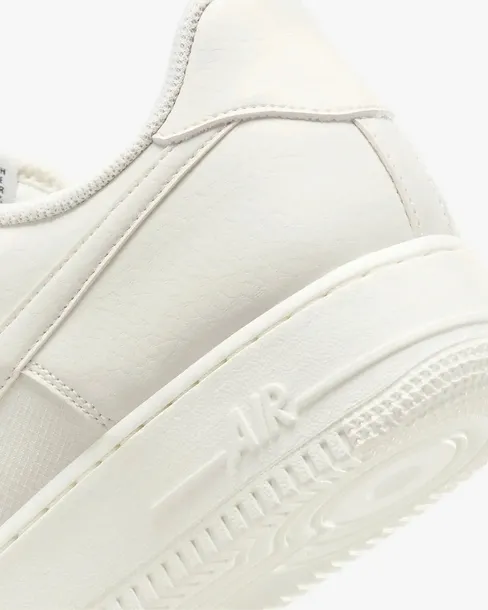 nike-air-force-1-07-39-cechy-dodatkowe-oddychajace
