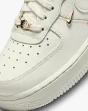 nike-air-force-1-07-lx-38-zapiecie-inne