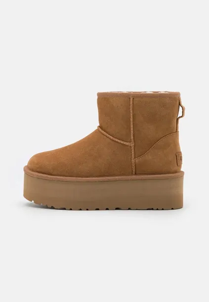 ugg-classic-mini-platform-40