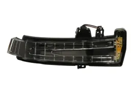 lampa-kierunkowskazu-w-lusterku-p-do-mercedes-a-klasa-w176-b-klasa