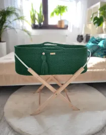 kosz-mojzesza-boho-handmade-ze-stojakiem-butelkowa-zielen