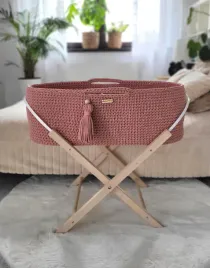 kosz-mojzesza-boho-handmade-ze-stojakiem-blush