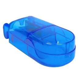 niebieska-przecinarka-do-tabletek