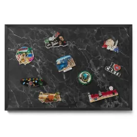 tablica-magnetyczna-na-magnesy-z-wakacji-elegancki-czarny-marmur-60x40