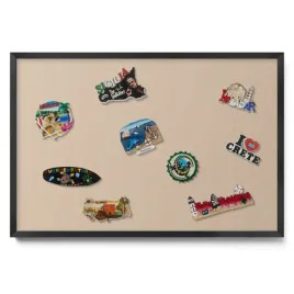 tablica-magnetyczna-na-sciane-na-magnesy-z-podrozy-do-salonu-bezowa-60x40