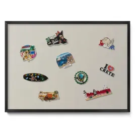 magnetyczna-tablica-panel-do-przypinania-magnesow-z-podrozy-kremowa-70x50