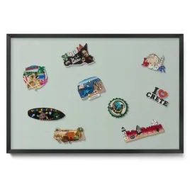magnetyczna-tablica-do-przypinania-magnesow-z-wakacji-seledynowa-60x40