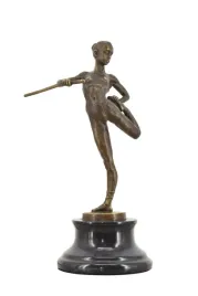 zmyslowa-tancerka-baletnica-kobieta-z-brazu-akt-figura-braz-prezent