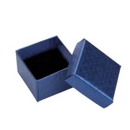 pikowane-pudelko-na-bizuterie-pierscionek-kwadratowe-granatowe-45cm