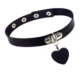 choker-skorzany-czarny-z-zawieszka-serca
