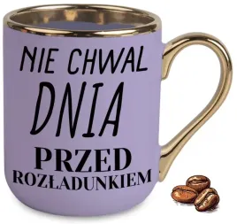 kubek-fioletowy-elegant-nie-chwal-dnia-przed-rozladunkiem-na-prezent