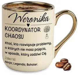 kubek-bezowy-elegant-na-prezent-upominek-koordynator-chaosu-imie