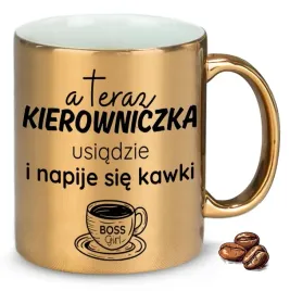 kubek-zloty-a-teraz-kierowniczka-usiadzie-i-napije-sie-kawki-na-prezent