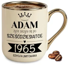 kubek-bezowy-elegant-na-prezent-zycie-zaczyna-sie-po-60-tce-imie