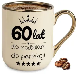 kubek-bezowy-elegant-na-prezent-urodzinowy-60-lat-dochodzilam-do-perfekcji