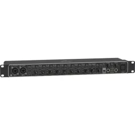 interfejs-audio-behringer-umc1820