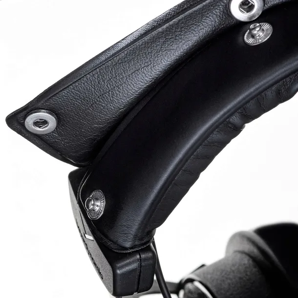 beyerdynamic-dt-770-pro-32-ohm-model-dt-770-pro-32-ohm