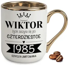 kubek-elegant-bialo-zloty-prezeny-na-40te-urodziny-zycie-zaczyna-sie-imie