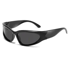 szybkie-futurystyczne-okulary-w-stylu-y2k-trendy-czarne-prezent-unisex