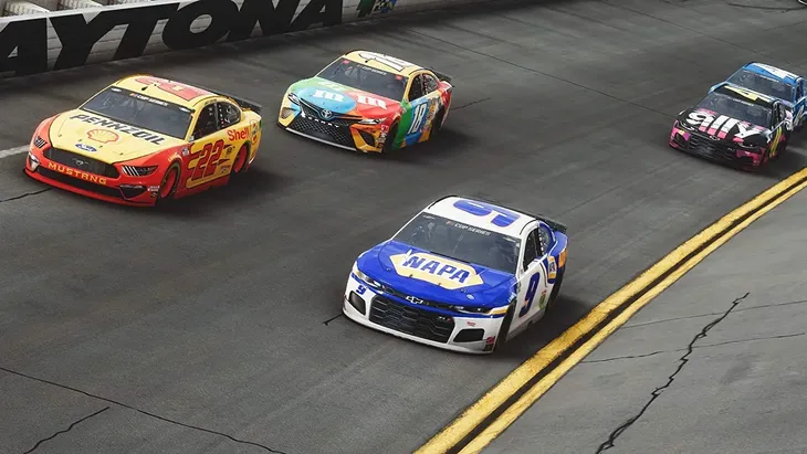 nascar-heat-5-ps4-rodzaj-wydania-podstawa