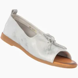 baleriny-damskie-skorzane-buty-z-kokardka-odkryte-palce-srebrne-cambell-37