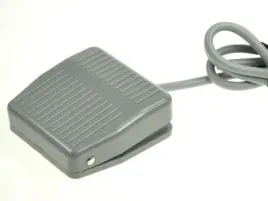 pedal-nozny-greegoo-cfs-201-10a-250v-przelacznik