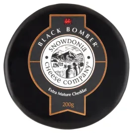 black-bomber-ser-cheddar-extra-mature-w-czarnym-wosku-200-g