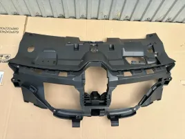 renault-megane-iv-lift-2020-wspornik-oslona-pasa-wzmocnienie-zderzaka