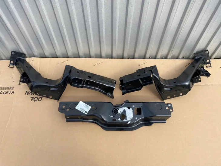 opel-corsa-e-pas-przedni-okular-lewy