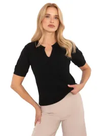 sweter-damski-z-ozdobnym-lancuszkiem-krotki-rekaw-dekolt-v