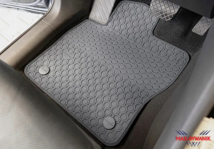 corolla-x-e140-e150-2007-2013-dywaniki-szare-producent-max-dywanik