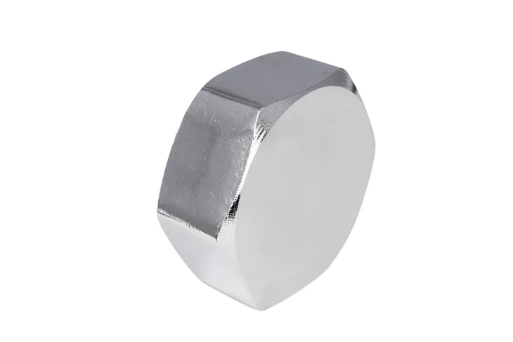 zaslepka-chrom-1-2-material-wykonania-stal