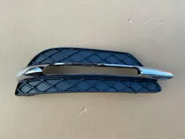 mercedes-c-klasa-w204-lift-kratka-prawa-chrom
