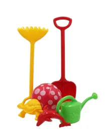 zestaw-plazowy-dla-dzieci-z-pilka-konewka-foremki-grabki-lopatka