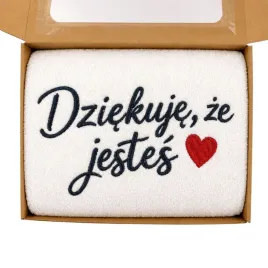 prezent-na-dzien-mamy-taty-recznik-70x140-haft-dziekuje-ze-jestes-pudelko