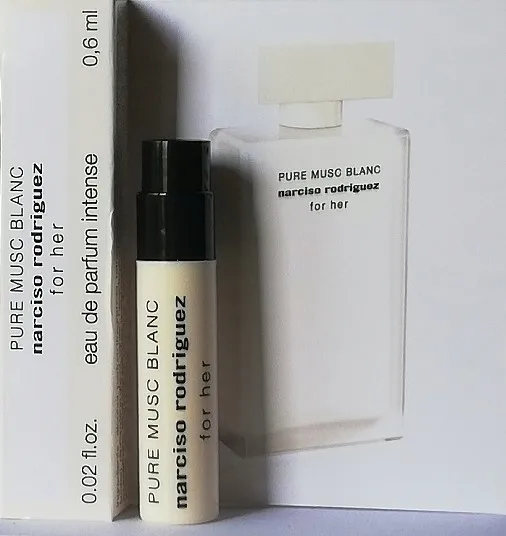 NARCISO RODRIGUEZ PURE MUSC BLANC 0,6ml.