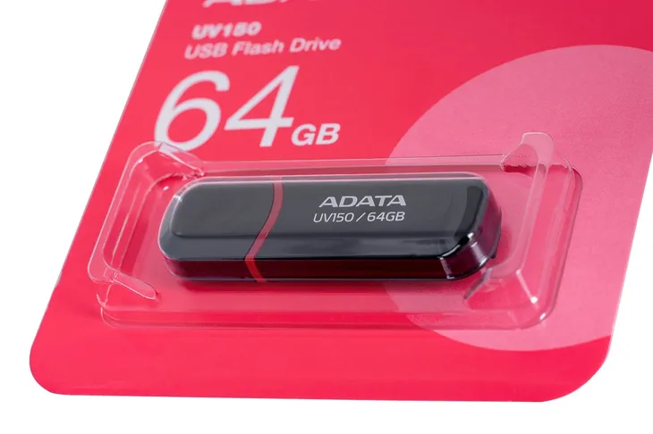 pendrive-adata-uv150-auv150-64g-rbk-64gb-material-tworzywo-sztuczne