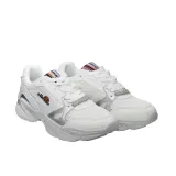 jami-marka-ellesse